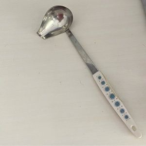 Vintage Side Pour Ladle